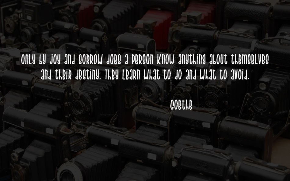 Crosaline Hulok font text